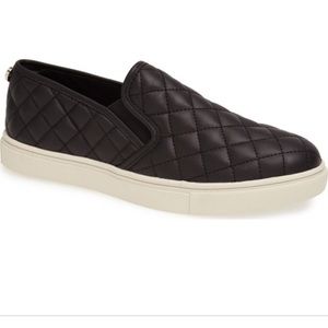 Steve Madden slip ons